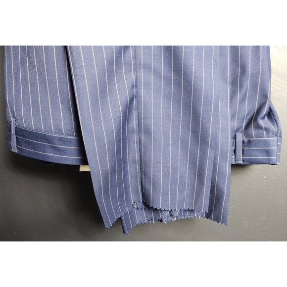 Snover Blue Pinstripe Suit Men's 46 Jacket/46W Pants 2-Pc Sharp Fit - Picture 11 of 16